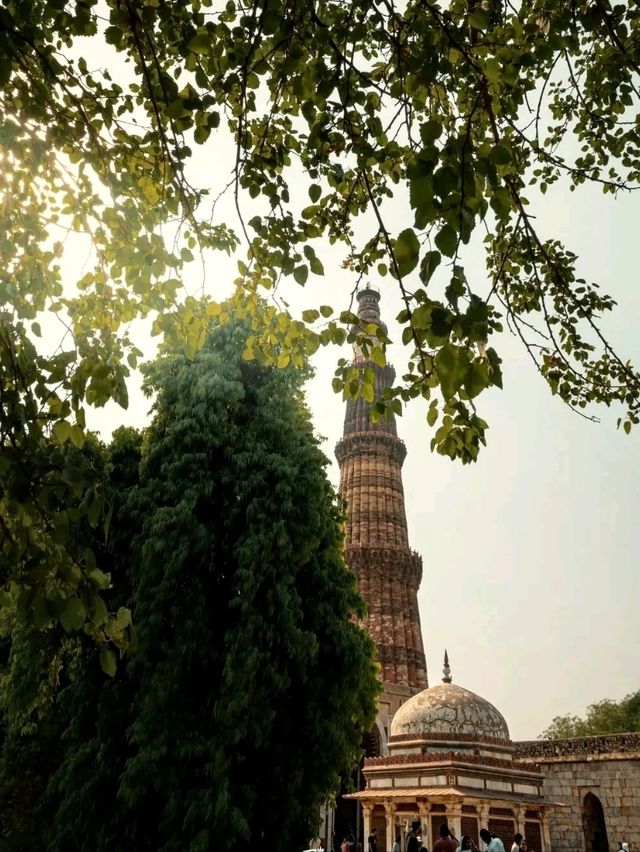A Journey Through Time at Qutub Minar – A Marvel in Stone and Story