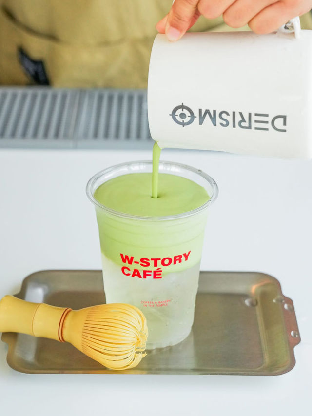 W STORY