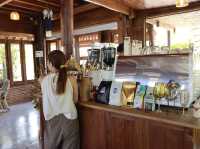 “หลงนา คาเฟ่” (Lhong Na Cafe)