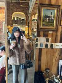 NEW YORK BAGELOUS MUSEUM คาเฟ่เบเกิลใจกลางเซี่ยงไฮ้