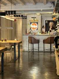 【バンコク】タイ在住外国人が集まる隠れ家おしゃれカフェ「Luka Sukhumvit 31」