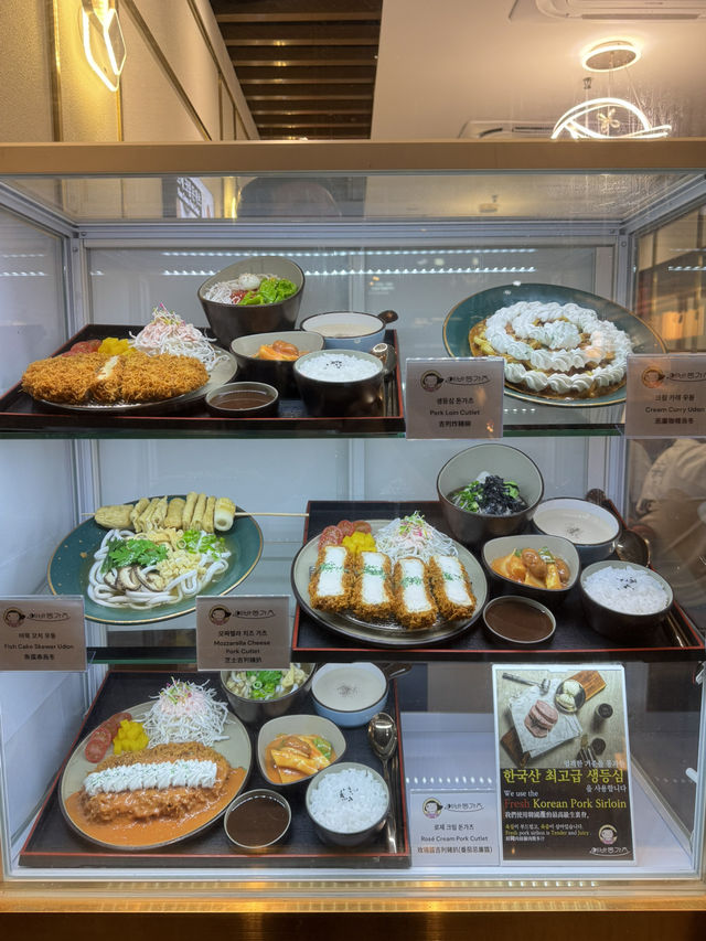【香港】 登龍街新開韓式豬扒店！冷麵配豬扒咁好食！