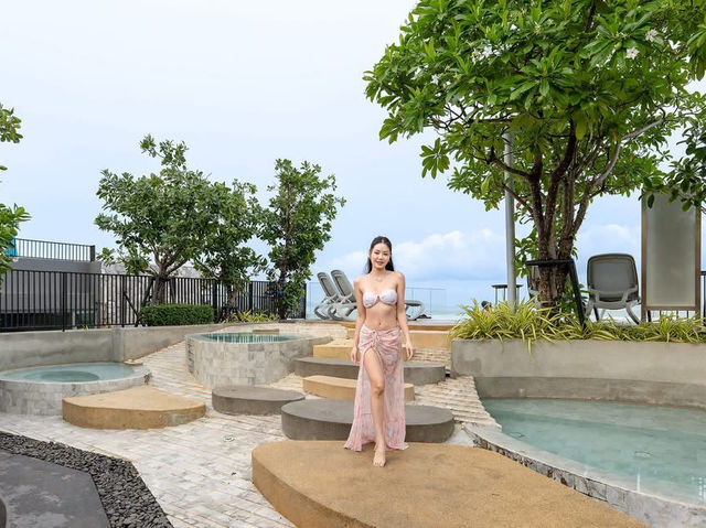 โรงแรมสุดชิค บรรยากาศสุดชิล ริมหาดจอมเทียน 🏖️