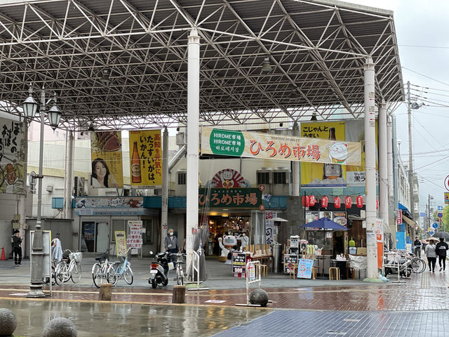 高知の夜はここで決まり！高知の美味しいグルメを満喫しながらお酒が飲めるひろめ市場🍶🐟