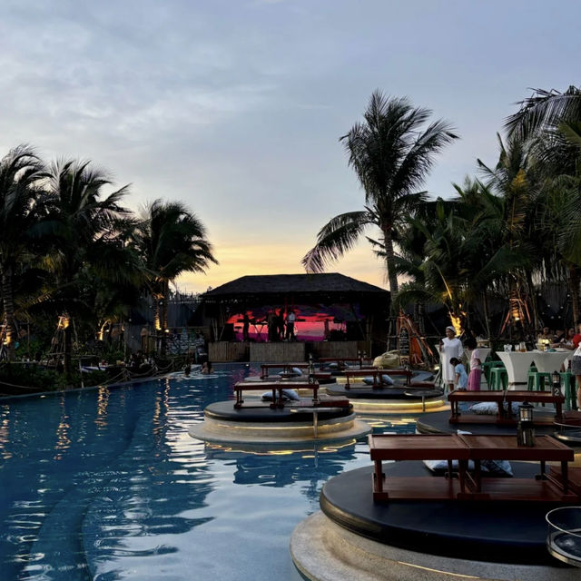 🌊✨ Bangsaen Beach One-Day Trip | Relax by the Sea near Bangkok 🌞🏖️