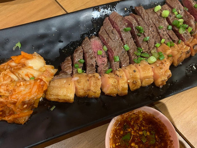 🎉📌 ร้านลาบโต๊ะแดง