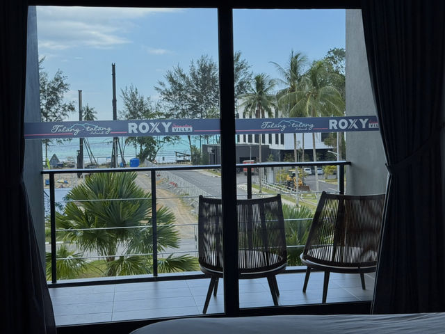 Roxy Sematan Beach Resort🌴🏡