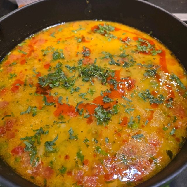 North 27 serves global cuisine buffet