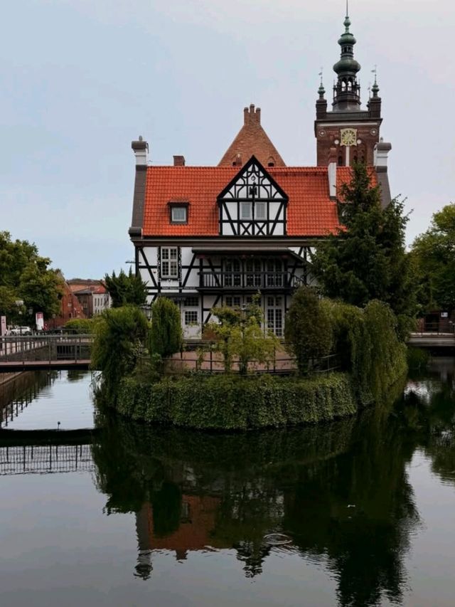 🇵🇱⚓ Gdańsk Diaries: Poland’s Hidden Coastal Gem on a Budget! ⚓🇵🇱