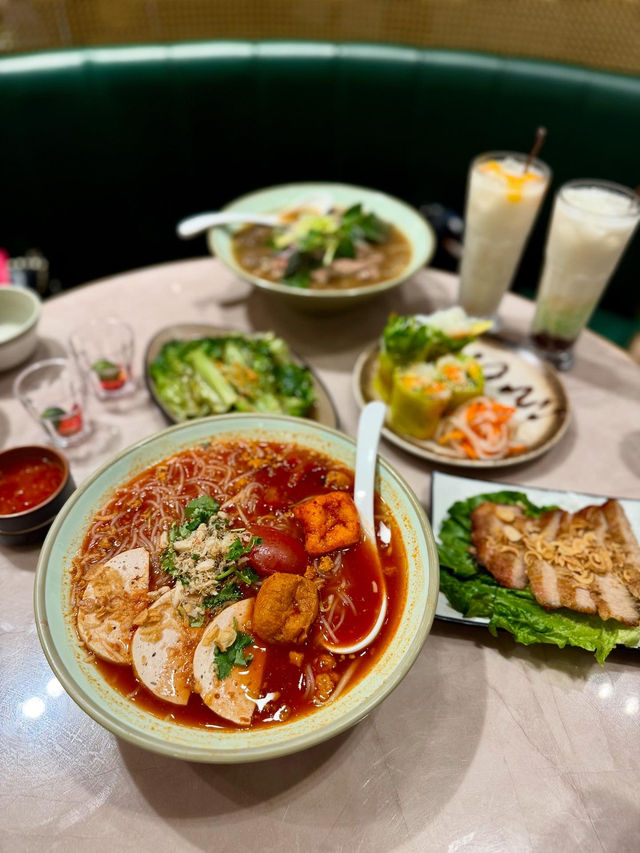 啟德體育園一間親民的越南菜🍜，性價比十分之高😍！