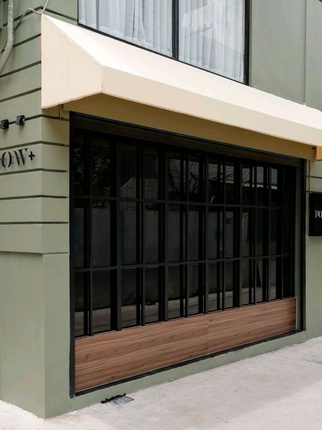 Pow+ Coffee Hanoi