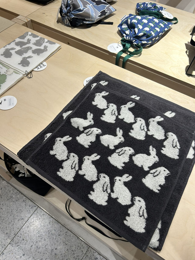 【NEWoMan新宿】初POPUP kitty bunny pony（キティバニーポニー）