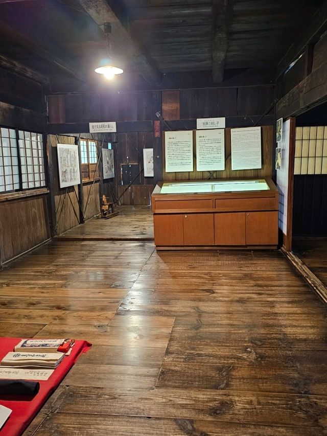 🏠飛驒之里茅草屋裡的職人工藝魂〔舊新井家住宅〕