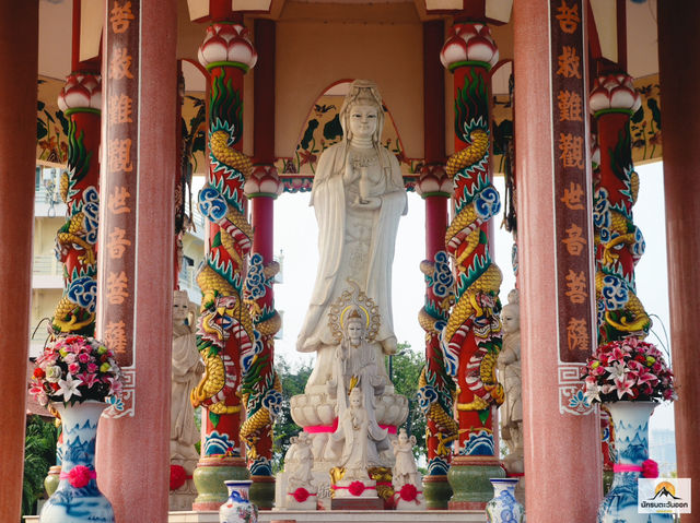 วัดเกาะลอย ศรีราชา 