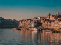 Porto’s Postcard Perfect Pair – Cais da Ribeira & Luís I Bridge