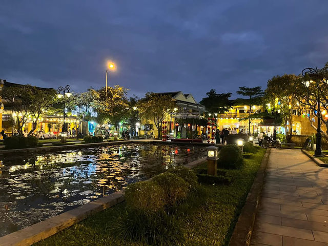 🌸 Wandering Through Hoi An Old Town – Day to Night Magic