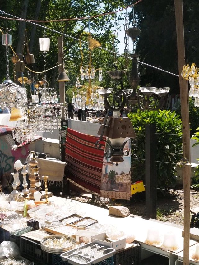【ドライブリッジ・マーケット💍】トビリシ週末散歩の楽しみ