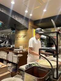 📍Savoy Pizza Azabujuban – Tokyo’s Hidden Pizza Gem Near Tokyo Tower 🍕