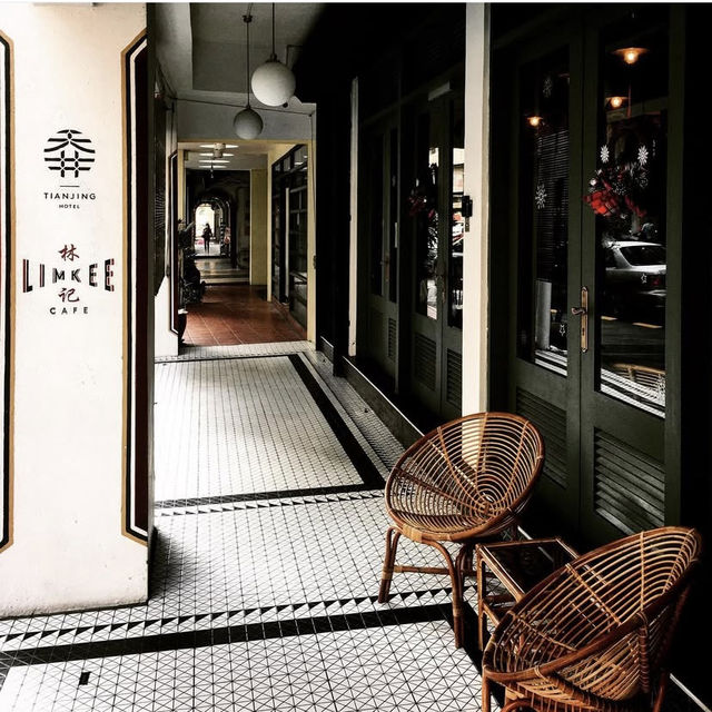  Lim Kee Cafe