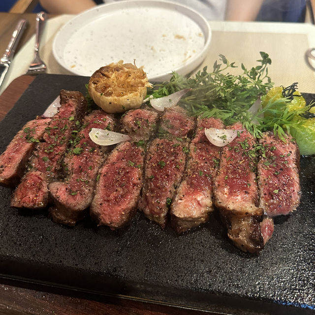 칭다오 중산로 스테이크 맛집을 추천합니다威斯蘭德扒房WHISland  Steakhouse