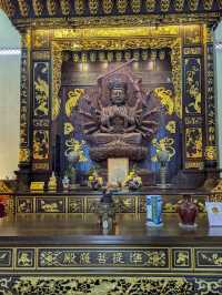 Kek Lok Si Chronicles: A Spiritual Journey Above the Clouds