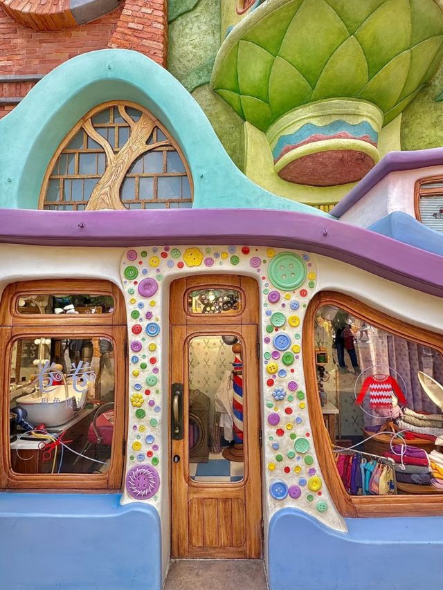 Cinderella to Mulan: Meet the Royals of Shanghai Disneyland