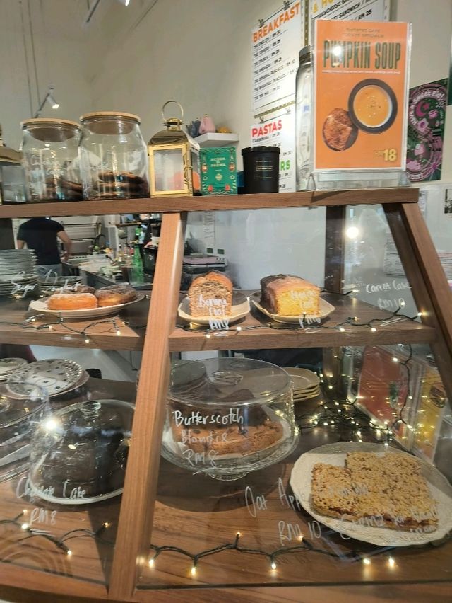 An Afternoon Pause with Sweet Treats