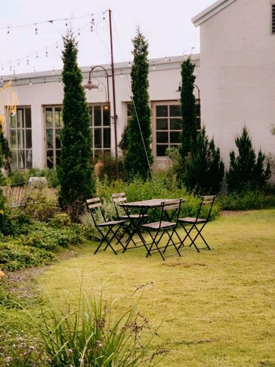 Meadow View Cafe & Wedding