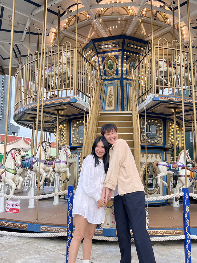  "เดทนี้…ต้องที่เอเชียทีค" 🎡
