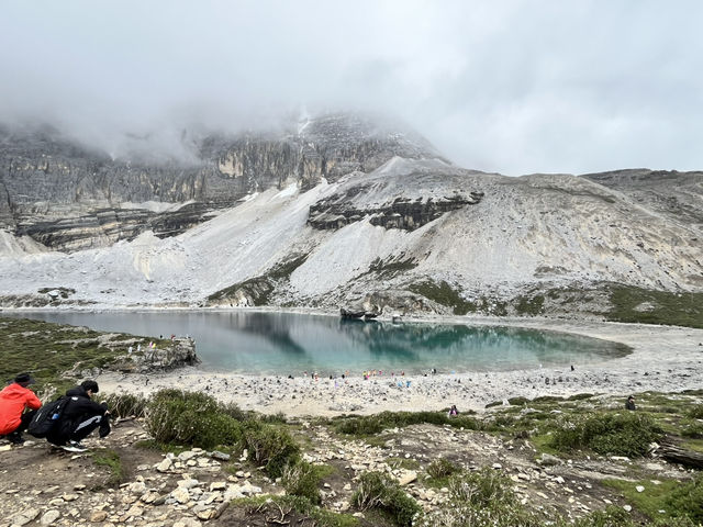 🏔️ Five-Colored Lake & Milk Lake — Sacred Beauty of Daocheng 