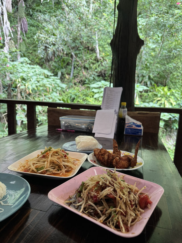 มาแม่กำปอง ต้องกินส้มตำร้านนี้!!