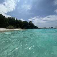 หนีเมืองไปเจอสวรรค์! หมู่เกาะสิมิลัน 🌊🐠