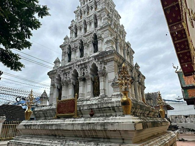 วัดอินทขิล ลำพูน วัดเก่าแก่ตำนานอาณาจักรล้านนา
