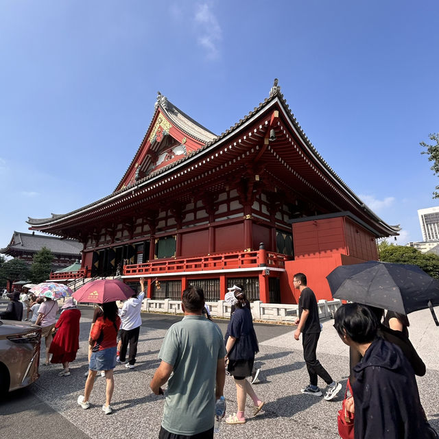 The Heart of Asakusa: A Solo Visit to Sensō-ji's Main Hall (Kannondō) 🙏
