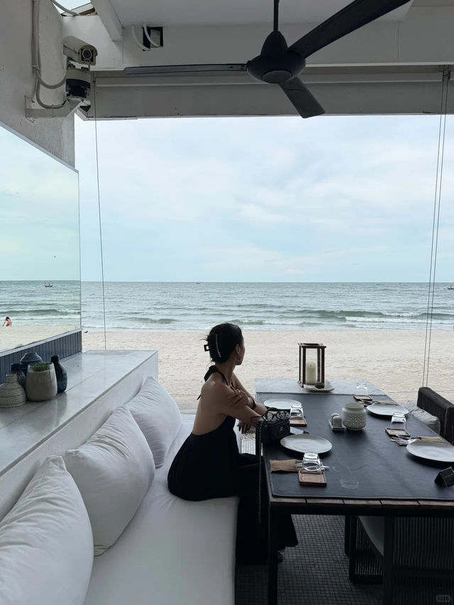 Oceanside Beach Club & Restaurant
