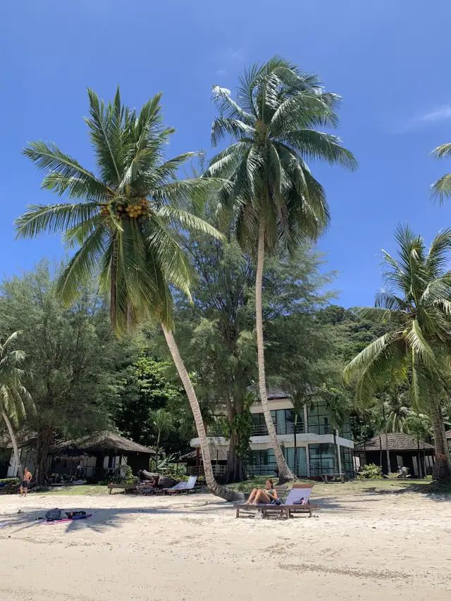 Escape to Paradise: Discovering Malaysia’s Perhentian Islands