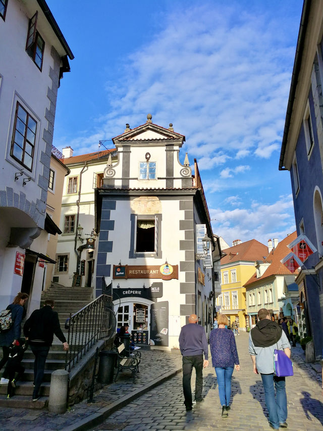 Státní hrad a zámek Český Krumlov – A Fairytale Castle 