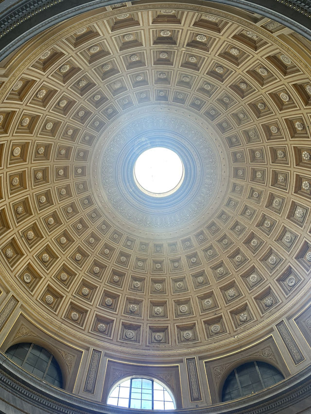 🎨 Vatican Museums — A Half-Day Journey Through Art & History 🎨 Vatican Museums — A Half-Day Journey Through Art & History