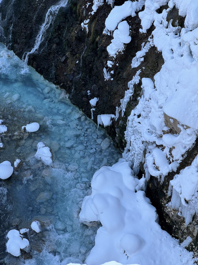 ❄️ 冬季必訪夢幻奇景｜北海道「白鬚瀑布」雪白仙境之旅