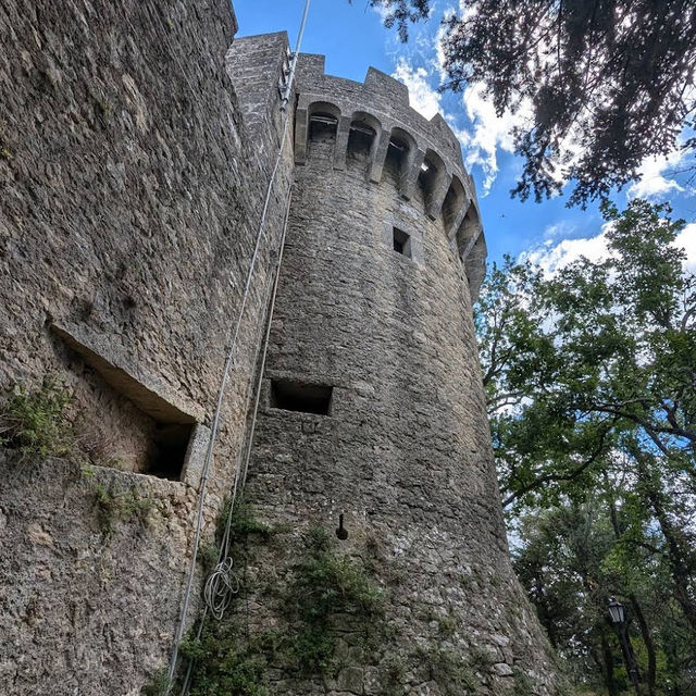 Falesia Second Tower – The Sentinel of San Marino’s Skyline Falesia Second Tower – The Sentinel of San Marino’s Skyline