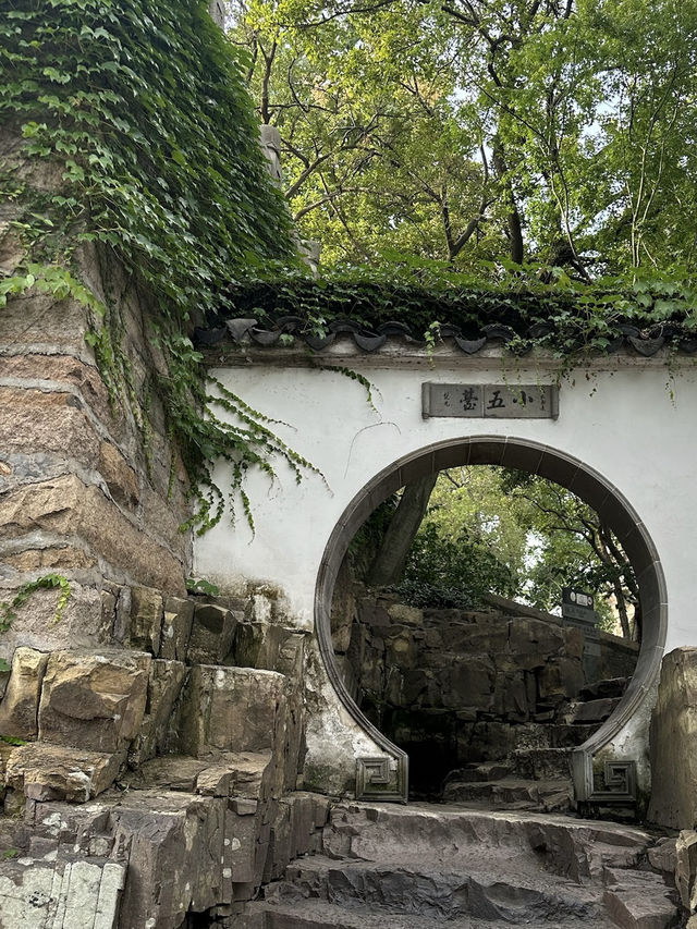 充滿歷史故事和傳說的虎丘山風景名勝區，萬勿錯過👍👍