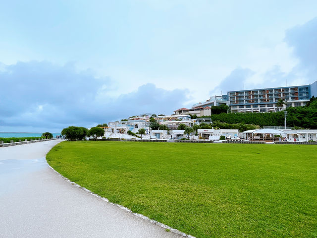 在海風裡放慢腳步——瀨長島，一段屬於我們的小小逃逸