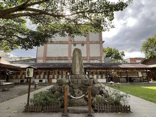 ⛩️🌿 Tranquil Reflections at Ji’an Qingxiu Temple 🕊️✨