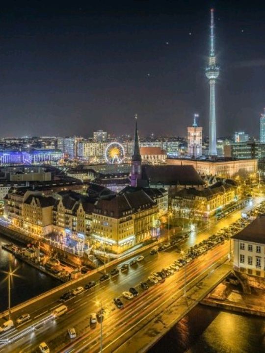 Sunny Berlin Magic🌞 Germany 🕊️