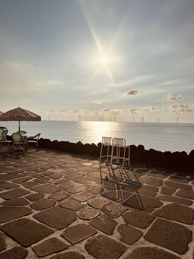 The Infinity Pool Vibe and Coastal Connection