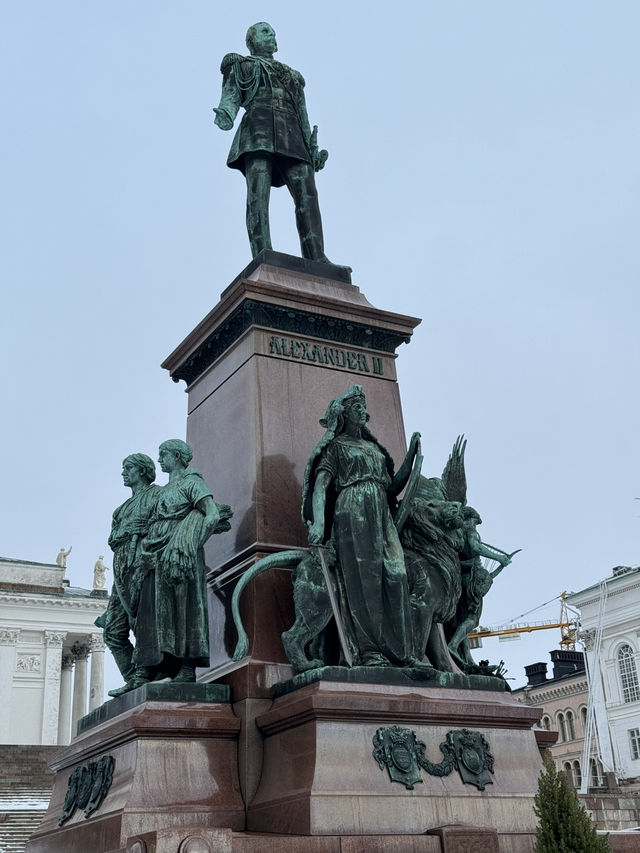 SENATE SQUARE: HELSINKI’S HISTORIC HEART 🏛️✨🇫🇮