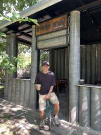 บ้านลุง คาเฟ่ อ.หางดง จ.เชียงใหม่ 🐱