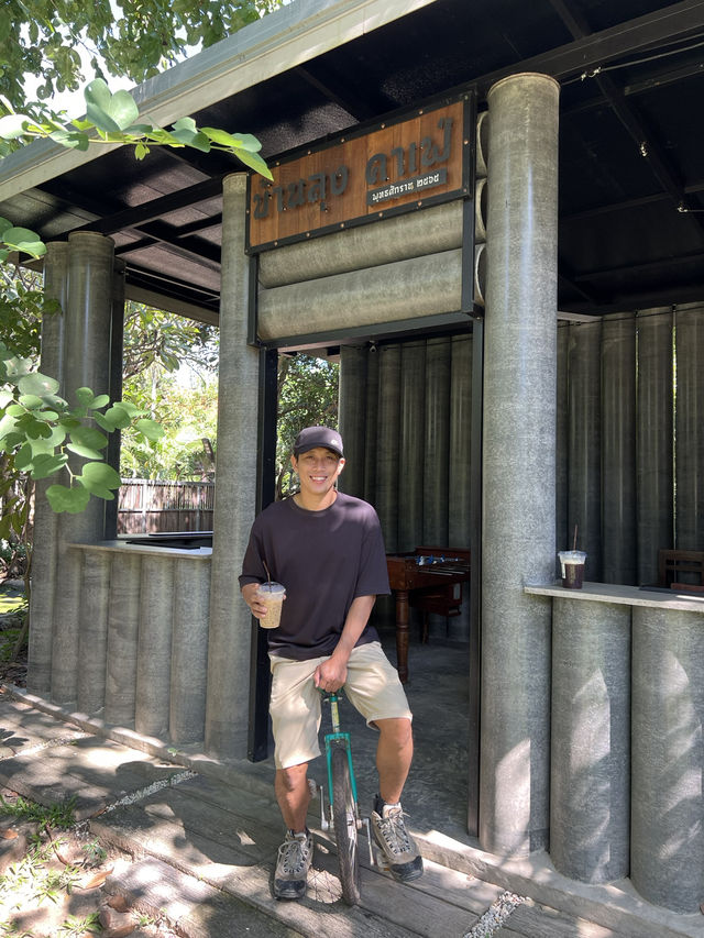 บ้านลุง คาเฟ่ อ.หางดง จ.เชียงใหม่ 🐱 บ้านลุง คาเฟ่ อ.หางดง จ.เชียงใหม่ 🐱