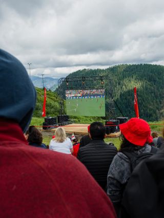 🏔️⚽ グラウスマウンテンで雲の上からFIFAワールドカップを観戦しよう