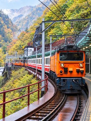 【日本・富山県】黒部峡谷鉄道 トロッコ電車で巡る大自然の絶景旅 🚞🍃